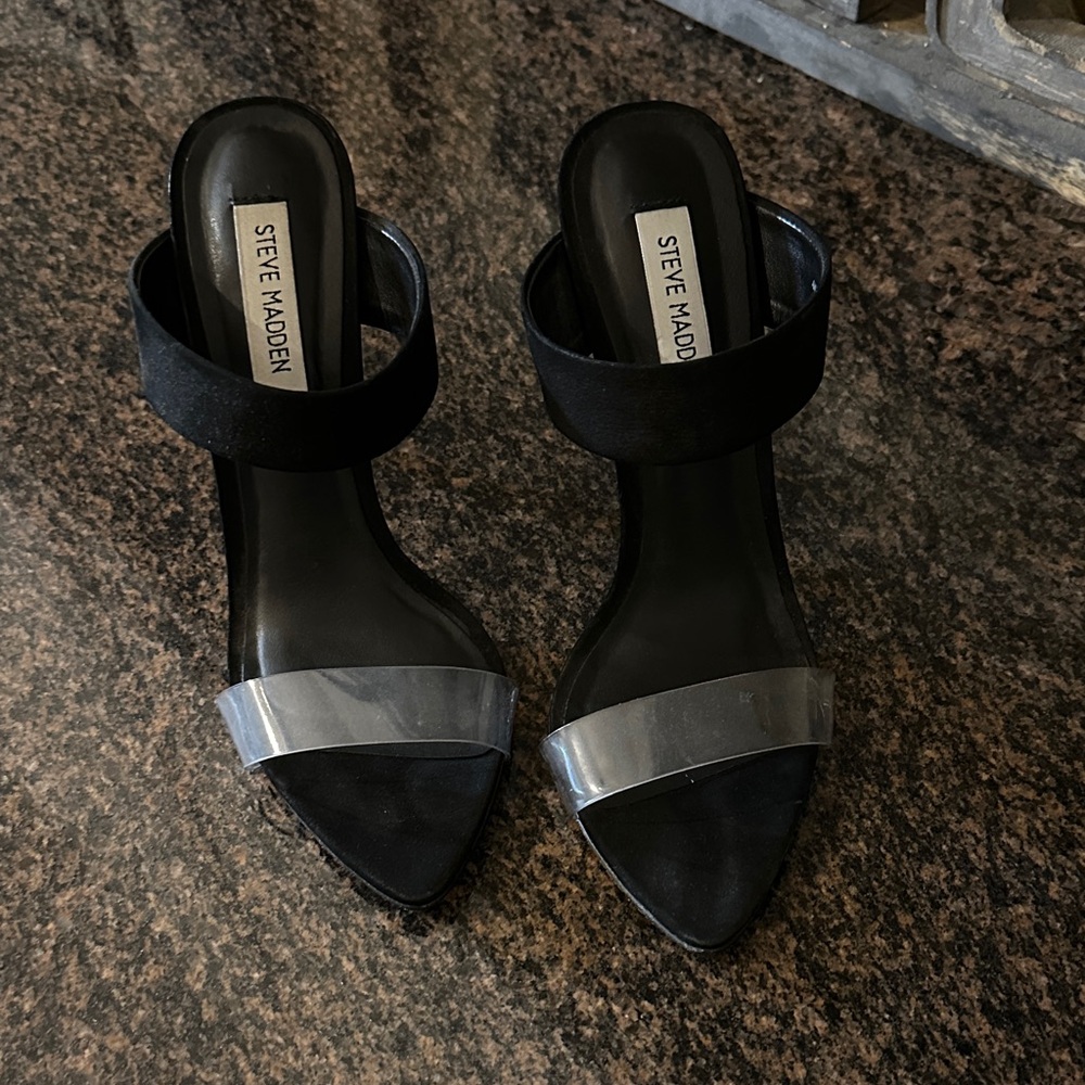 Steve Madden Black and Silver Heels